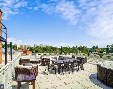 4000 Tunlaw Road Nw - Photo Thumbnail 23