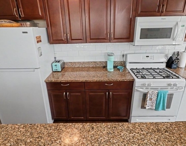 4000 Tunlaw Road Nw - Photo Thumbnail 10