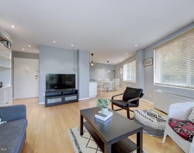2829 Connecticut Avenue Nw - Photo Thumbnail 3