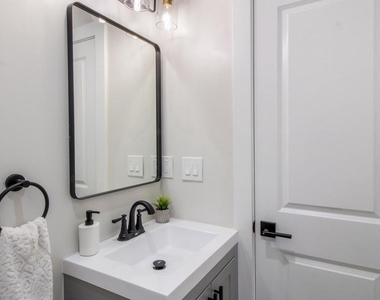 1239 5th Street Nw - Photo Thumbnail 33