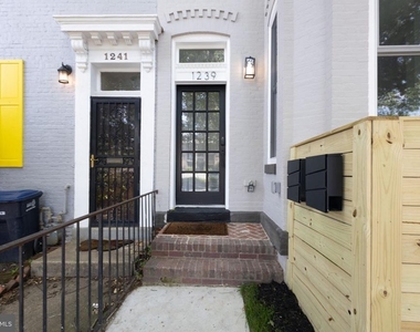 1239 5th Street Nw - Photo Thumbnail 4
