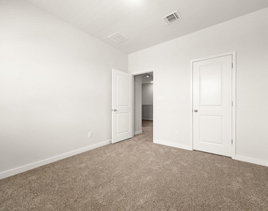 605 W South St - Photo Thumbnail 26