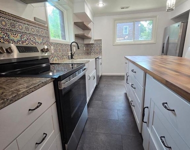 4575 Blaine Street Ne - Photo Thumbnail 8