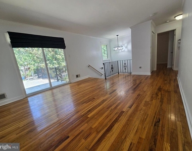 4575 Blaine Street Ne - Photo Thumbnail 11