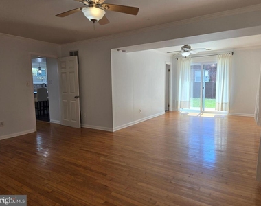 4575 Blaine Street Ne - Photo Thumbnail 7