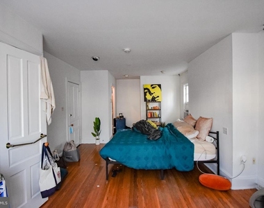 2216 Wisconsin Avenue Nw - Photo Thumbnail 7