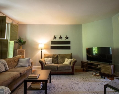148 Adams Street Nw - Photo Thumbnail 5