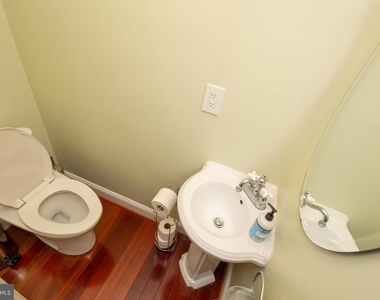 148 Adams Street Nw - Photo Thumbnail 8