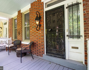 148 Adams Street Nw - Photo Thumbnail 1
