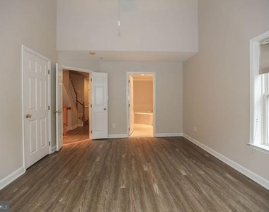 722 Capitol Square Place Sw - Photo Thumbnail 15