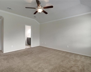 330 Briar Park Dr - Photo Thumbnail 15