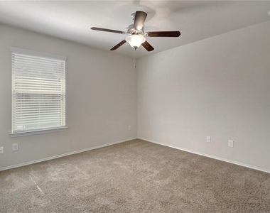 330 Briar Park Dr - Photo Thumbnail 21