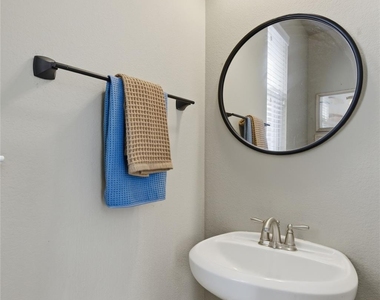 1413-a Ignacia Dr - Photo Thumbnail 18