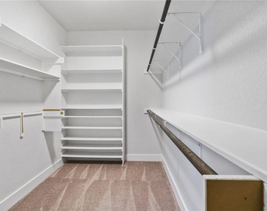 941 Del Raphael Dr - Photo Thumbnail 21
