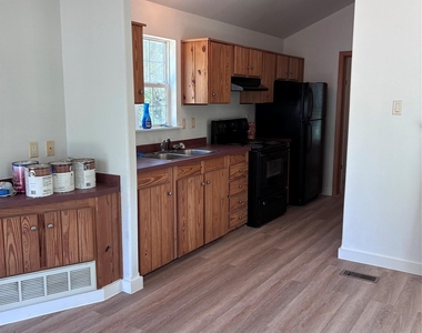 230 Matthew Cove Cv - Photo Thumbnail 3