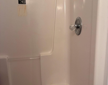 230 Matthew Cove Cv - Photo Thumbnail 4
