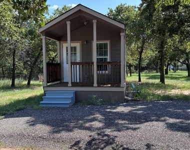 230 Matthew Cove Cv - Photo Thumbnail 1