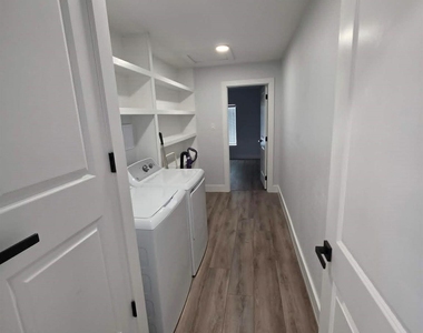 845 Topaz Ln - Photo Thumbnail 8