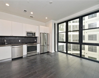 800 Embassy Dr - Photo Thumbnail 2