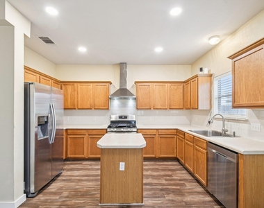 4508 Chesney Ridge Dr - Photo Thumbnail 6