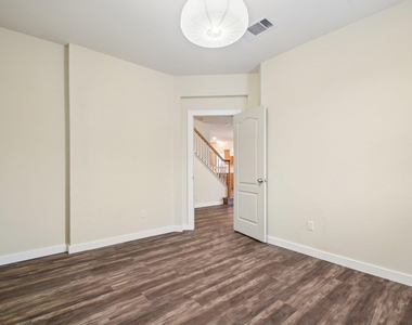 4508 Chesney Ridge Dr - Photo Thumbnail 10