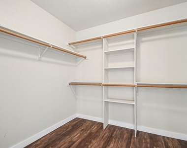 4508 Chesney Ridge Dr - Photo Thumbnail 20
