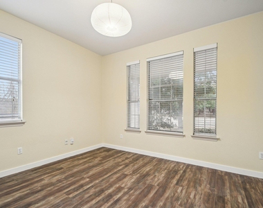 4508 Chesney Ridge Dr - Photo Thumbnail 9