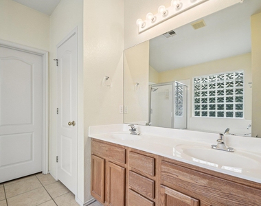 4508 Chesney Ridge Dr - Photo Thumbnail 18