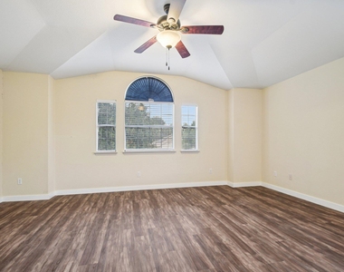 4508 Chesney Ridge Dr - Photo Thumbnail 15