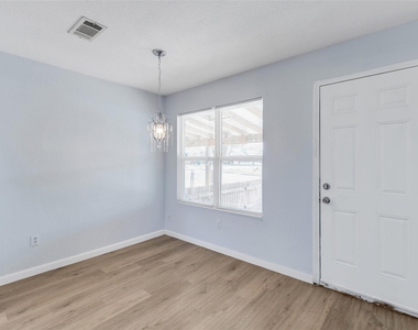 9611 Bear Paw Trl - Photo Thumbnail 30