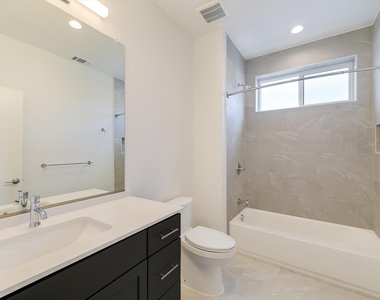 2211 E M Franklin Ave - Photo Thumbnail 10