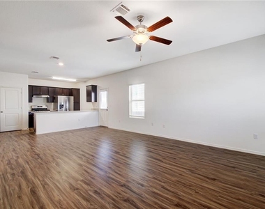 3332 Colorado High Ave - Photo Thumbnail 2