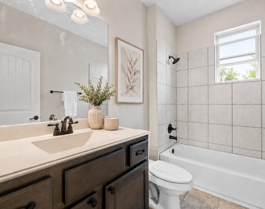 5800 Baythorne Dr - Photo Thumbnail 35