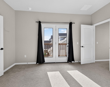 5800 Baythorne Dr - Photo Thumbnail 17