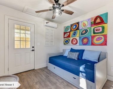 7002 Whispering Oaks Dr - Photo Thumbnail 31