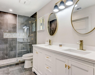 7002 Whispering Oaks Dr - Photo Thumbnail 21