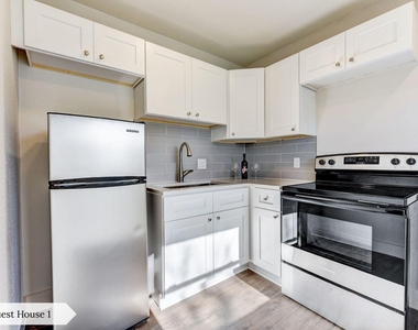 7002 Whispering Oaks Dr - Photo Thumbnail 30