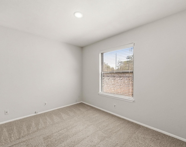 13212 Rampart St - Photo Thumbnail 20