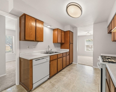 13212 Rampart St - Photo Thumbnail 13