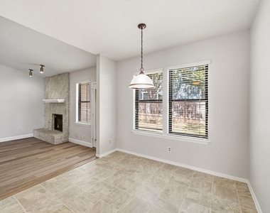 13212 Rampart St - Photo Thumbnail 15