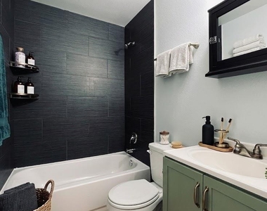 2301 Ohlen Rd - Photo Thumbnail 5