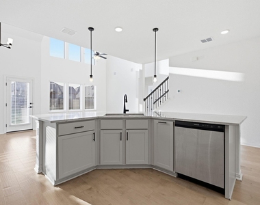 13720 Jon Ryan Rd - Photo Thumbnail 8