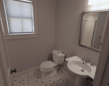 4702 Shadow Ln - Photo Thumbnail 7