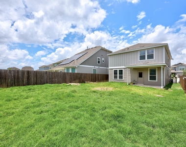 124-a Banyon Dr - Photo Thumbnail 1