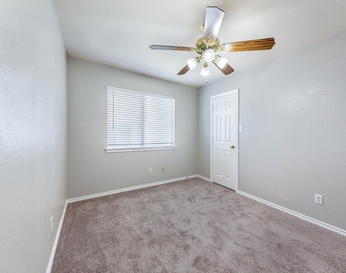 7309 Dan Jean Dr - Photo Thumbnail 17