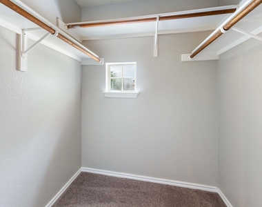 7309 Dan Jean Dr - Photo Thumbnail 28