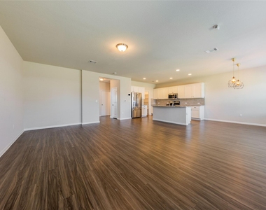 1248 Fairhaven Gtwy - Photo Thumbnail 12
