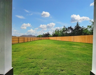 7501 Wheatgrass Path - Photo Thumbnail 21