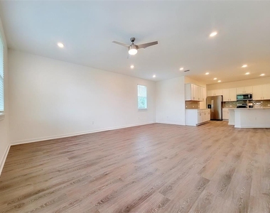 7501 Wheatgrass Path - Photo Thumbnail 6