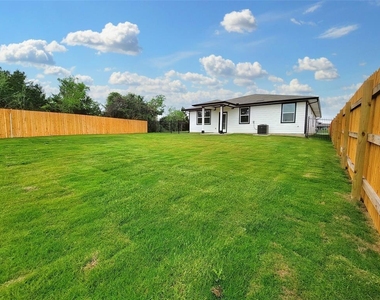 7501 Wheatgrass Path - Photo Thumbnail 20